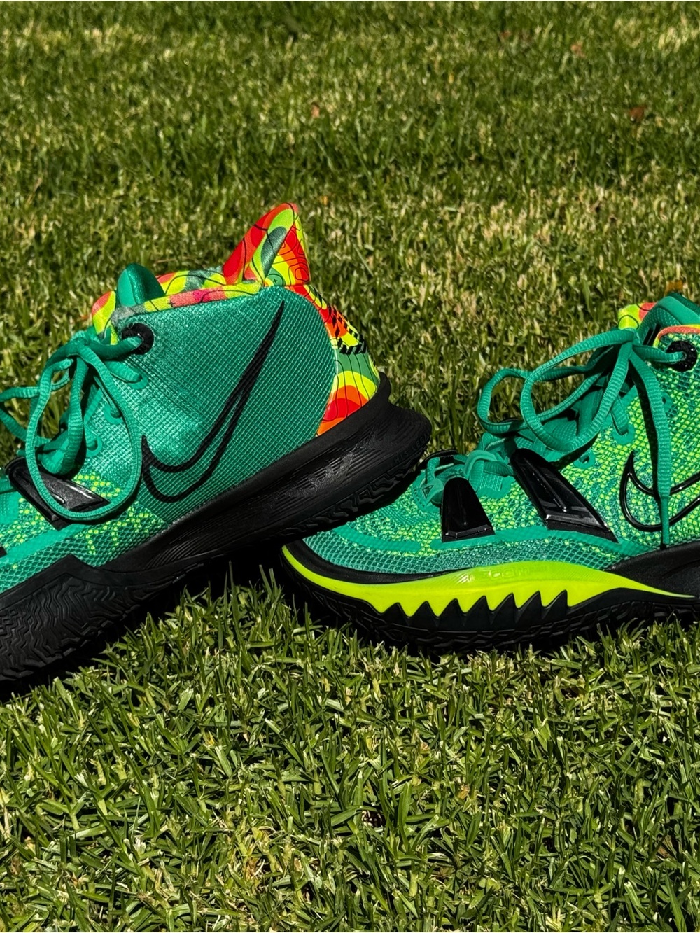 Men’s Nike Kyrie 7 Ky-D Weatherman Basketball Sneakers